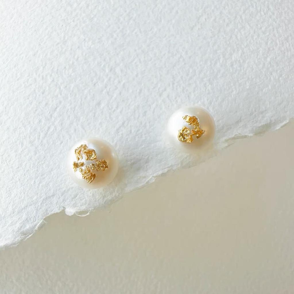 Fashion Trendy Gold Foil Film Natural Freshwater Pearl Earrings Gentle Plain Silver S925 Silver Stud Earrings Versatile Casual