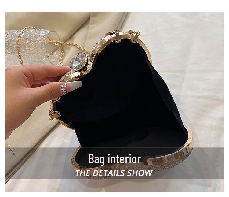 Elegante herzförmige Abendtasche mit Kette – vielseitiges und stilvolles Design