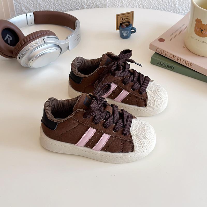 

Детская обувь 2025 весна и осень новая обувь на доске с мыском-ракушкой корейская версия девочки мягкая подошва студенческая повседневная обувь мальчики 2025 30 коричневый