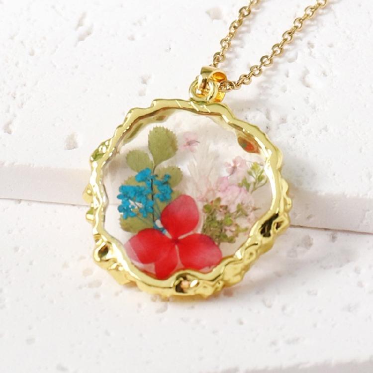 Fashion Statement Floral Necklace Birth Month Flower Neckchain Stylish Accessory for Birthdays Anniversaries