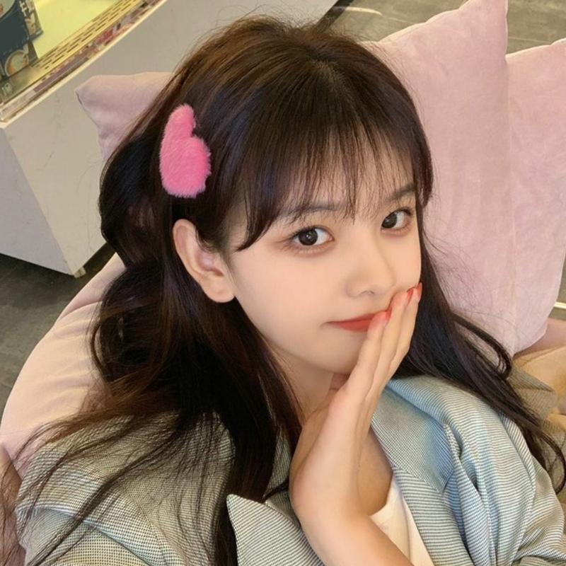 Duckbill Hair Clip Plush Heart Shape Hair Barrettes Plush Hair Ornament Non-slip