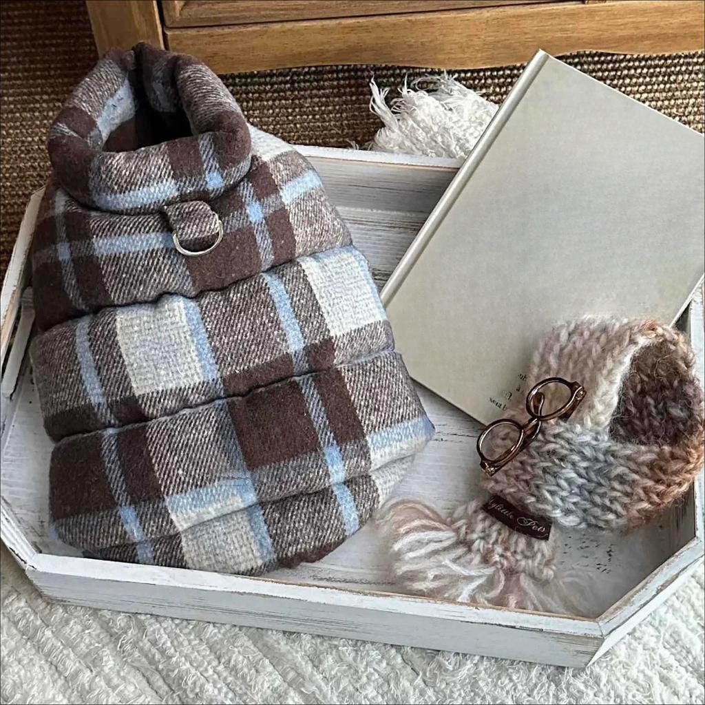 Pet Autumn and Winter Thick Plaid Coat Warm and Comfortable Vest Christmas Dog Clothes for Small Dogs Puppy Clothes