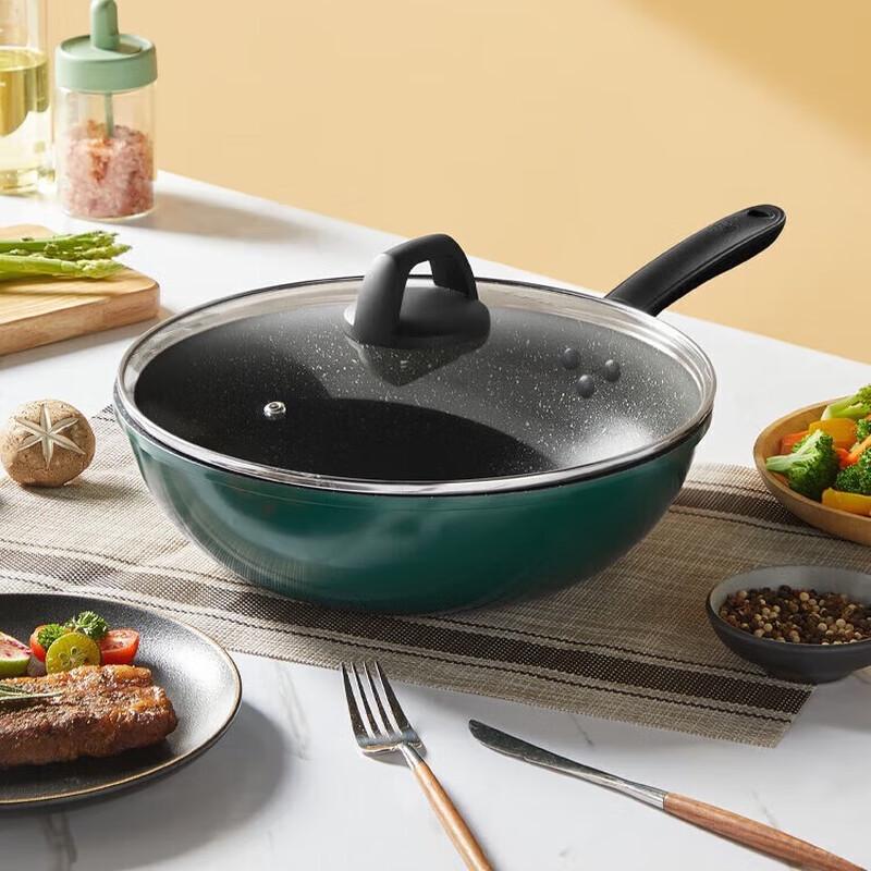

COOKER KING Non-stick Flat-Bottom Wok