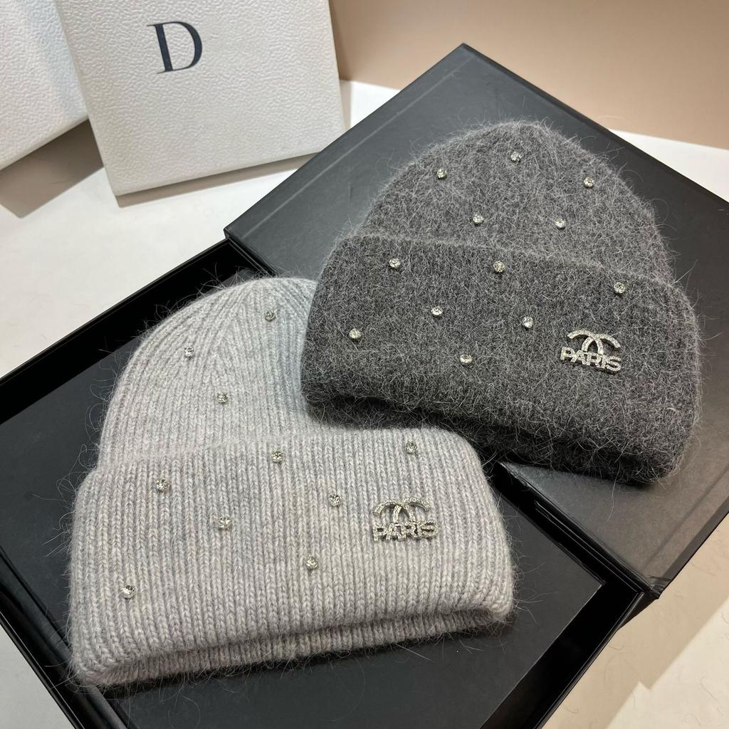 Rabbit Hair Small Fragrant Wind Full Diamond Knitted Hat Winter Paris Light Luxury Niche Warm Versatile Wool Ear Protection Hat Women