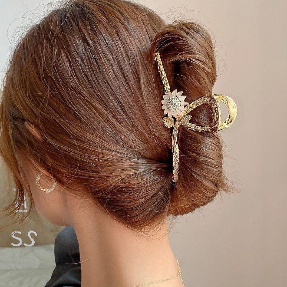 Hollow Design Hollow Hairpins Metal Material Rhinestones Flowers Hair Clips For Women