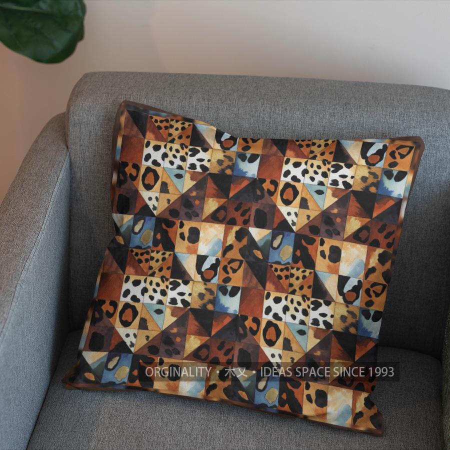 2D Leopard Print Pillow Cover With Ornate Border Pattern Cushion Cover Suitable For Sofa Bedroom Car Pillow Cover