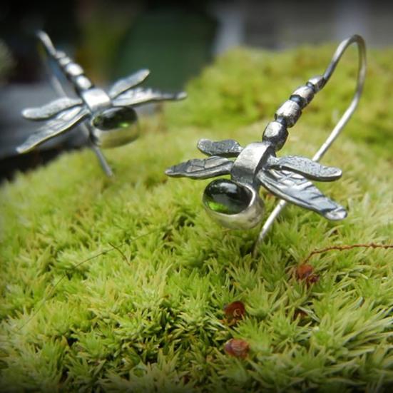 Yousheng 1 Pair Women Earrings Dragonfly Rhinestone Jewelry Vintage Animal Hook Earrings for Wedding