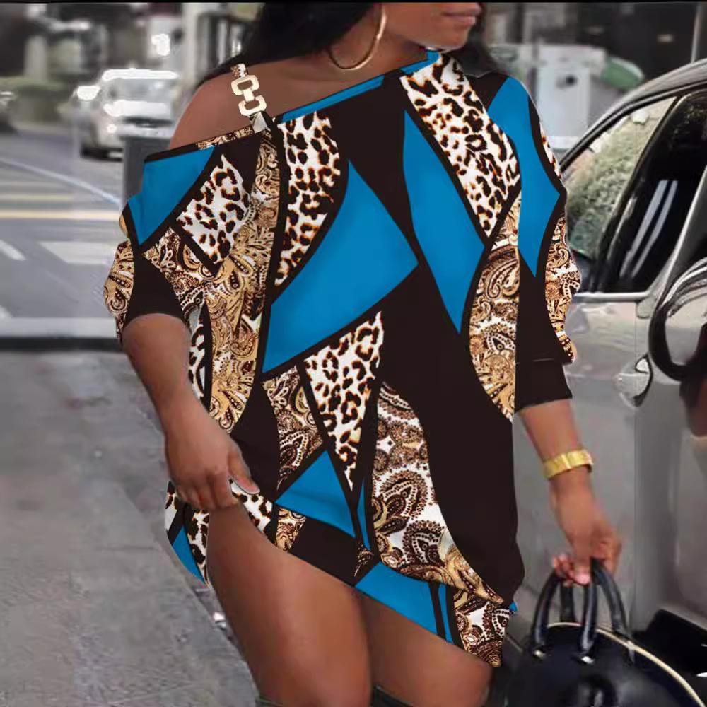 

Женские осенние платья с металлическими пуговицами и косым вырезом на плече S синий/леопардовый