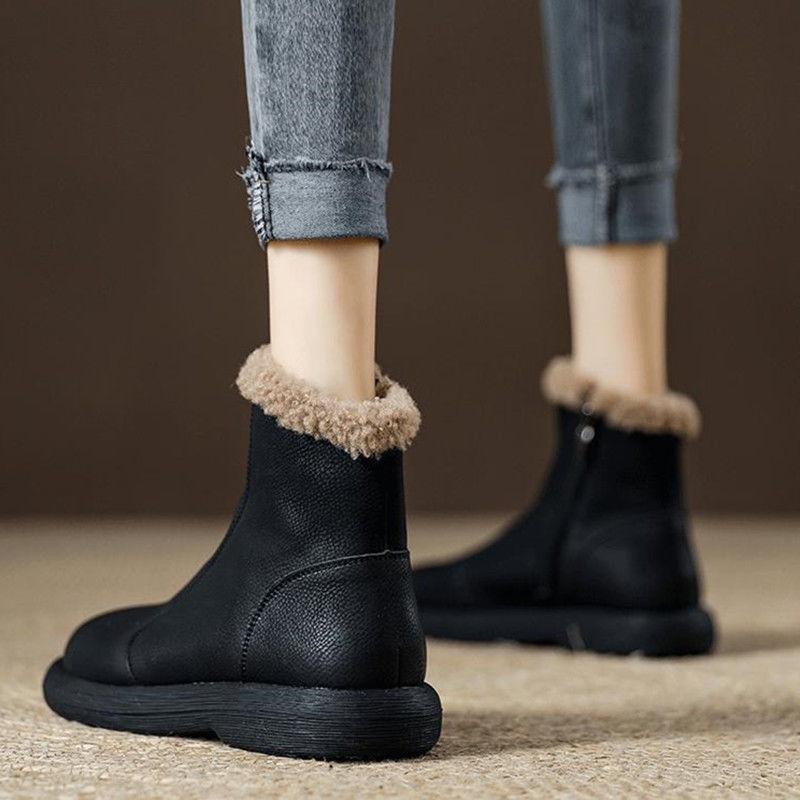 Fashion Leather Waterproof Plush Round Toe Snow Boots for Women Trend 2025 Designer Luxury Woman Shoes Winter Novelty Non Slip Booties