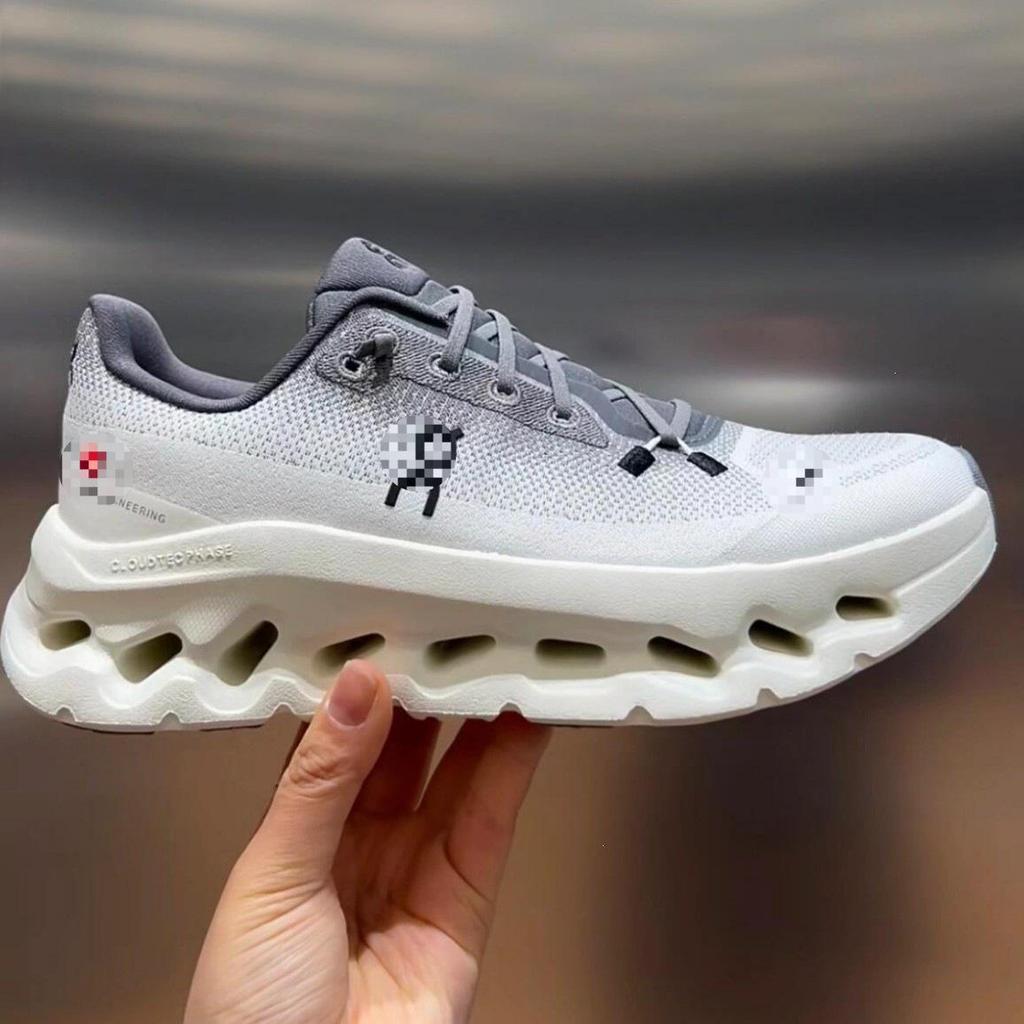 Scarpe da Corsa Leggere Unisex CrossOn Cloud5 - Suola Spessa, Ammortizzazione Morbida, Assorbimento degli Urti.