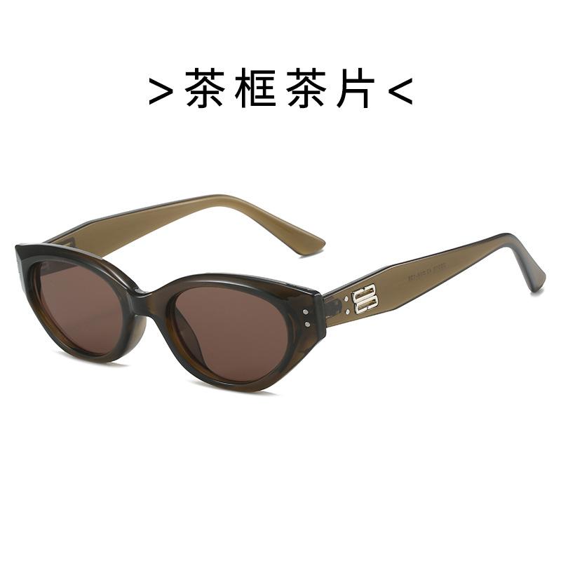 Rivets Decoration Sunglasses Women Cat Eye Shape Uv Protection Men Sun Glasses High Quality Female Sun Glass