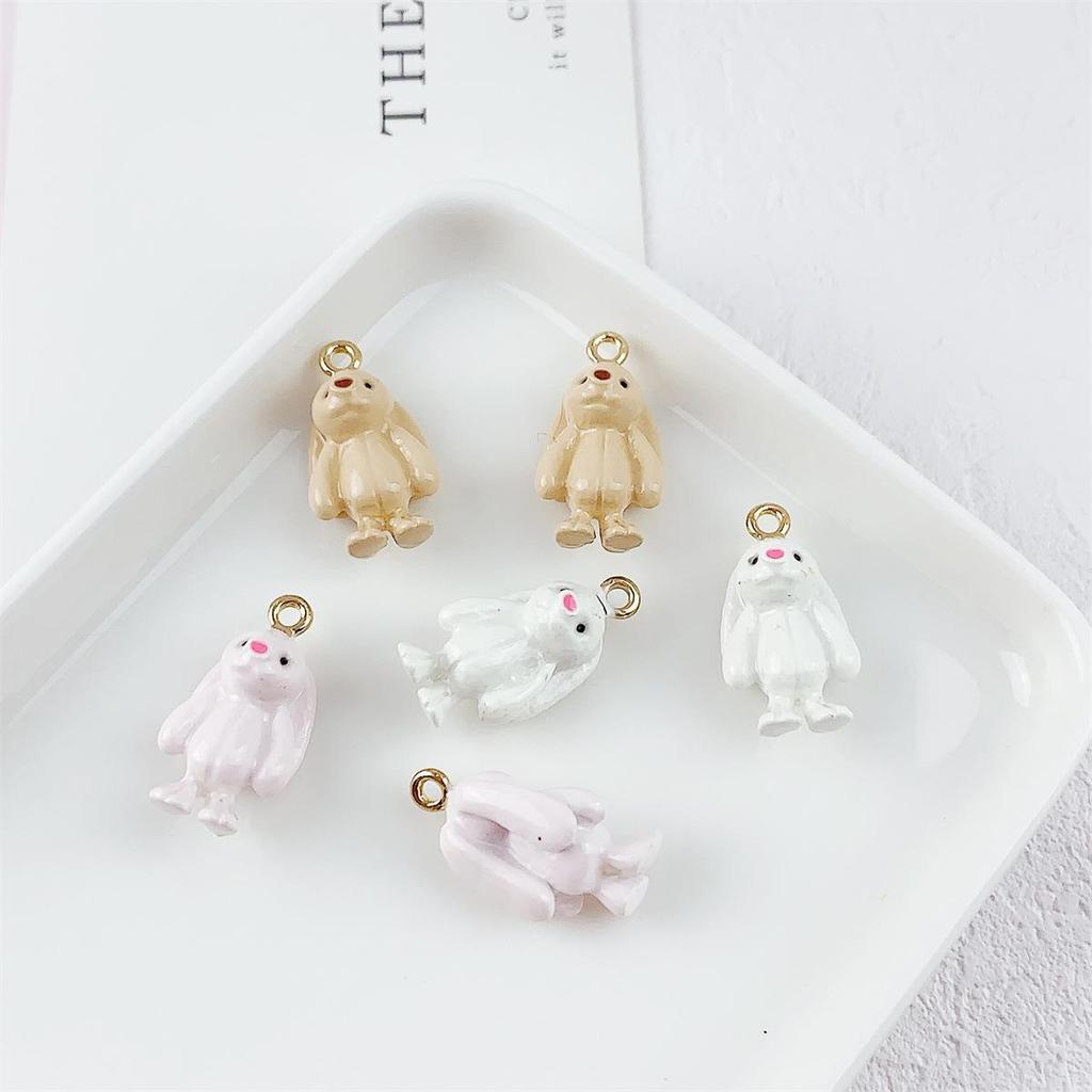 Alloy Drip Oil Stereo Cute Rabbit Pendant for DIY Handmade Jewelry.