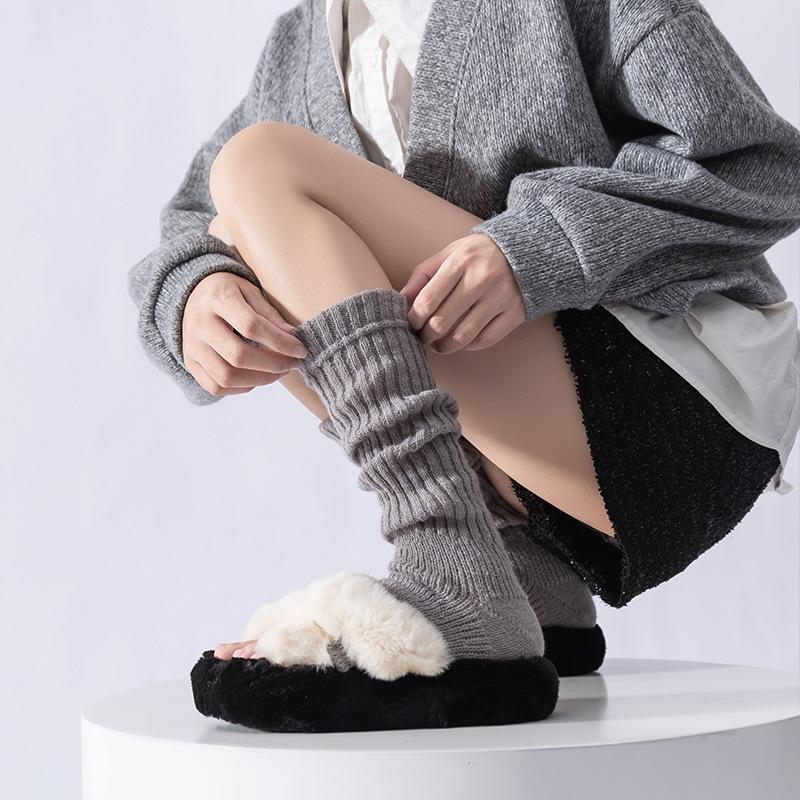 Women's Autumn and Winter Knitted Ankle Socks, Ankela Red Dui Dui Warm and Versatile White Calf Gloves