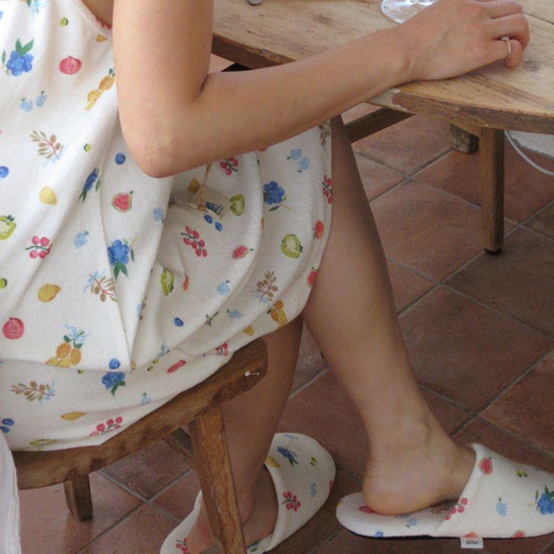 morlhaus fruity room shoes
