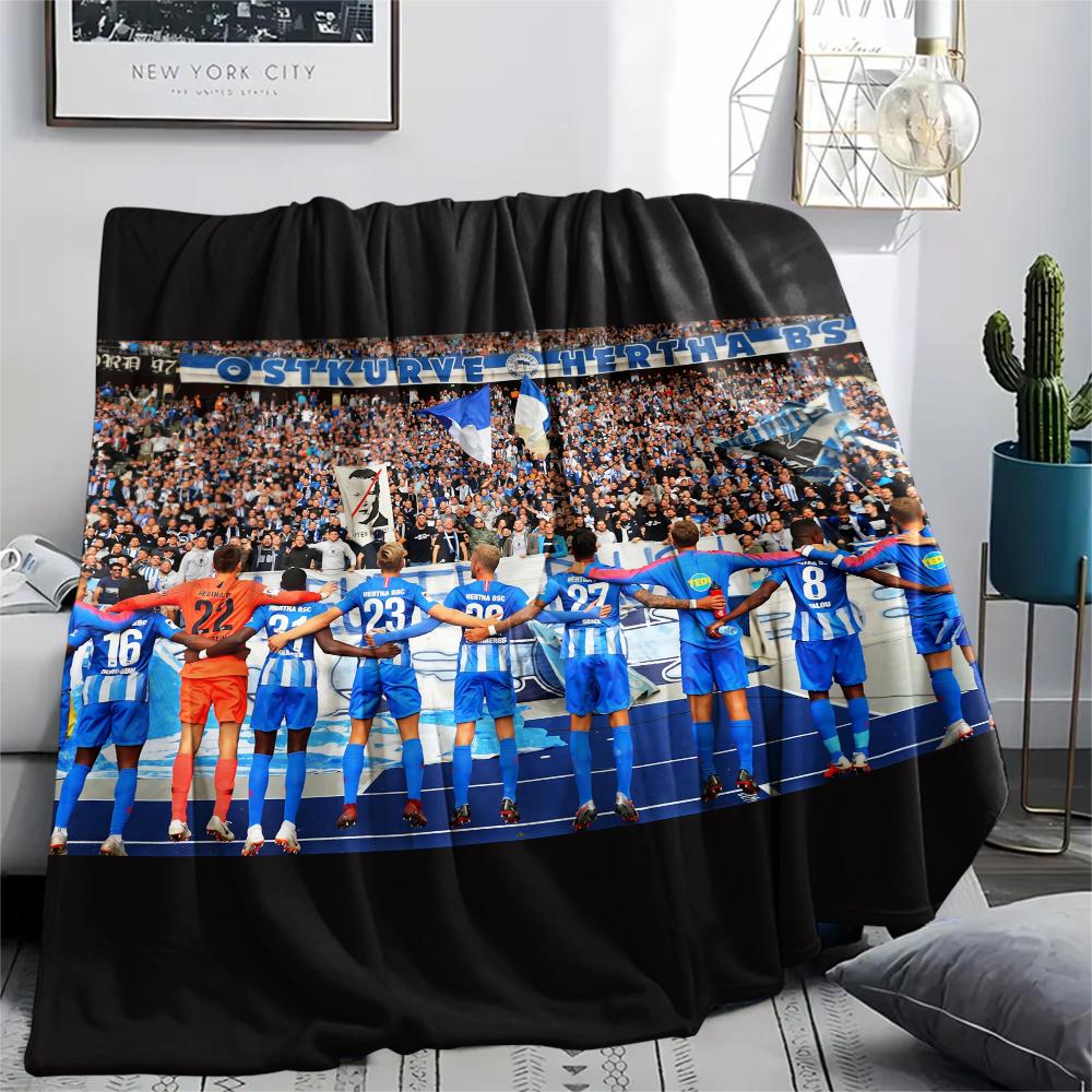 

Hertha BSC Berlin,pattern Flannel Blanket, High quality Comfortable for All Seasons, Home Decor, Warmth and Comfort, Perfect for Gifts. 80cm x 120cm