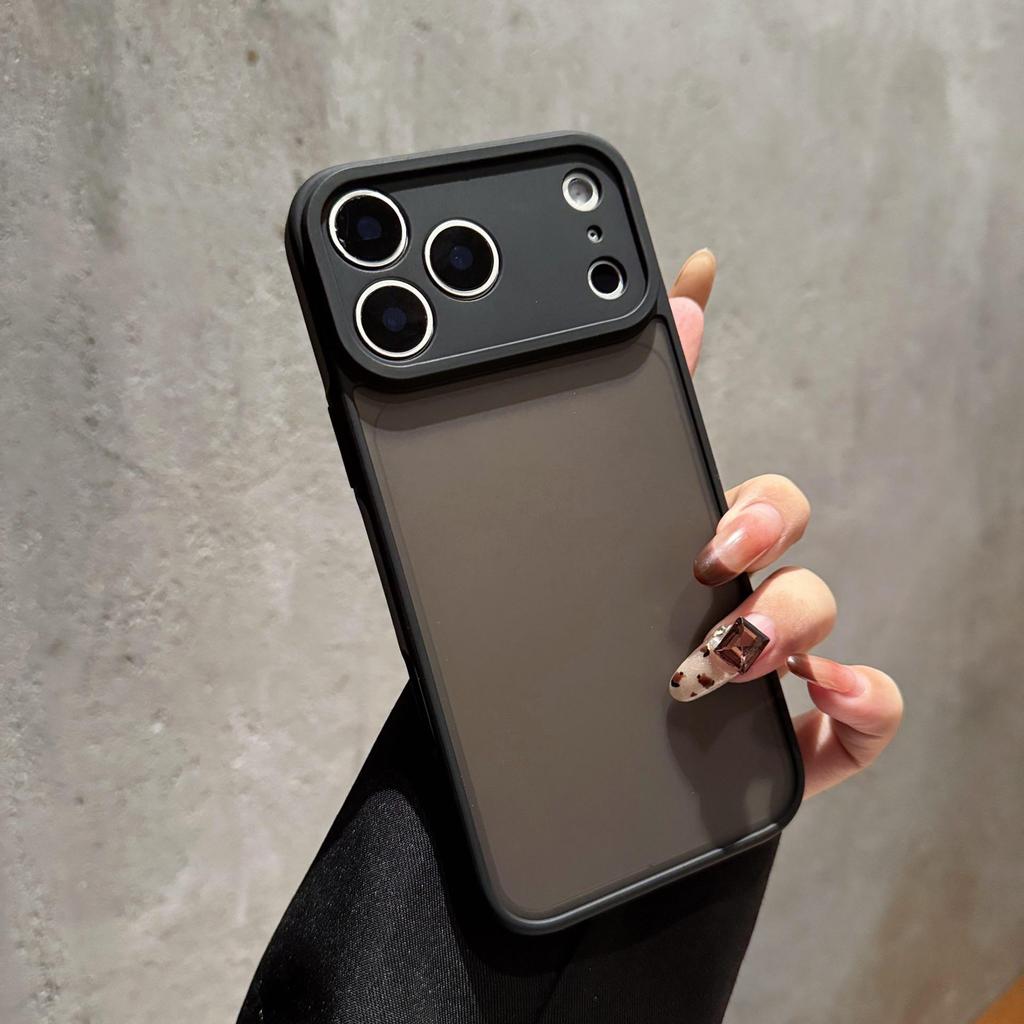Matte Black Full-Coverage Transparent Phone Case for iPhone 17 Pro Max - Drop-Proof and Soft Touch