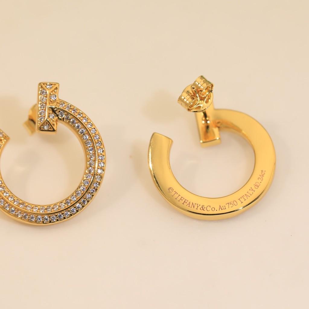 Diamond-studded Nails Earrings Lucky Grass Original Logo Electroplating Daily Wear for Birthday Party Three Color