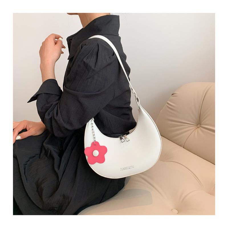 Sweet Style Faux Leather Crescent Bag for Women 2026 New Fashionable Shoulder Crossbody Purse