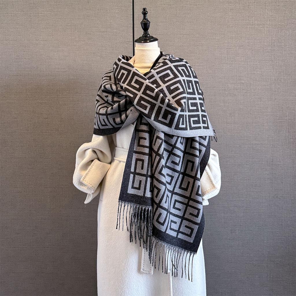 Herbst und Winter neuer Jacquard-Schal aus Imitatkashmir Damen verdickter warmer langer Fransen-Temperamentschal vielseitiges Schultertuch