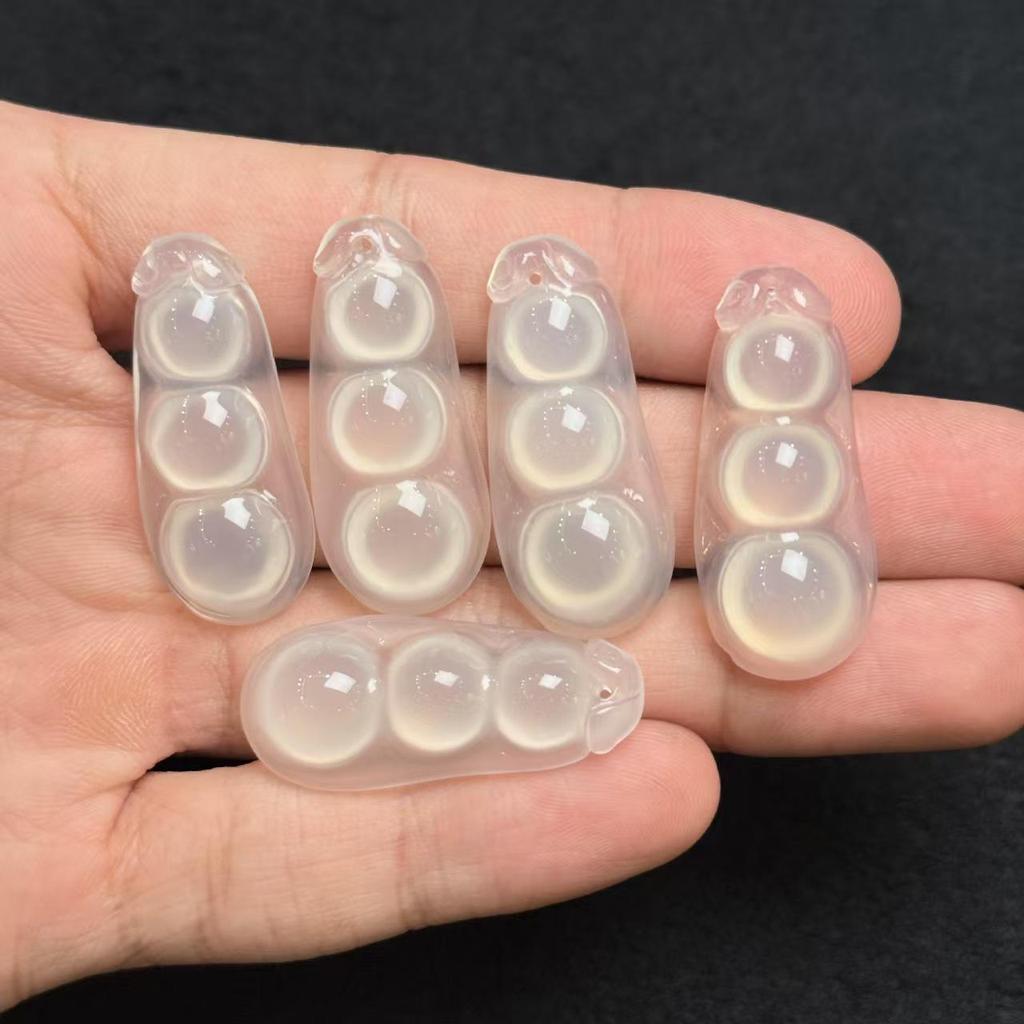 Natural Ice White Chalcedony Four Seasons Bean Pendant with White Agate Lucky Charm