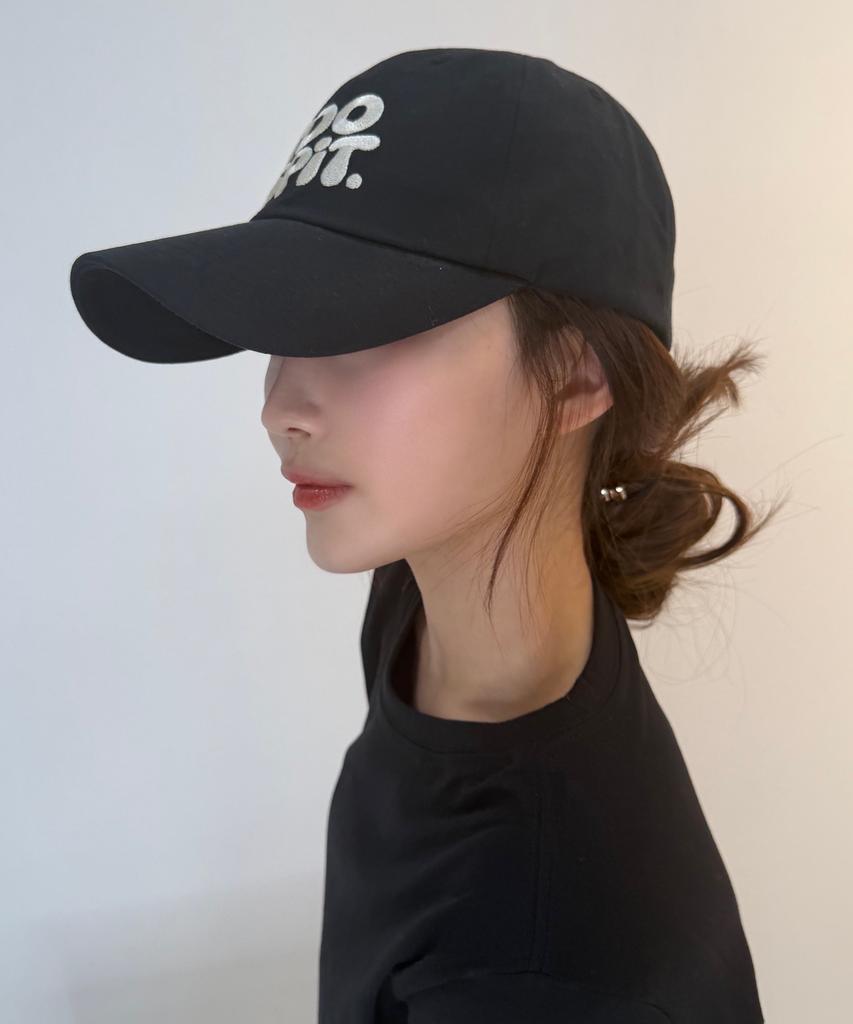 Tueseupis Bubble Logo Ball Cap