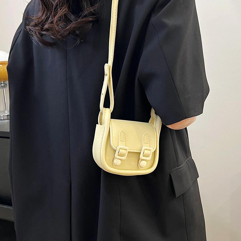 Vintage Minimalist Shoulder Bag Women Street Fashion Crossbody Bag 2023 Autumn New Trendy Chic Bag Women
