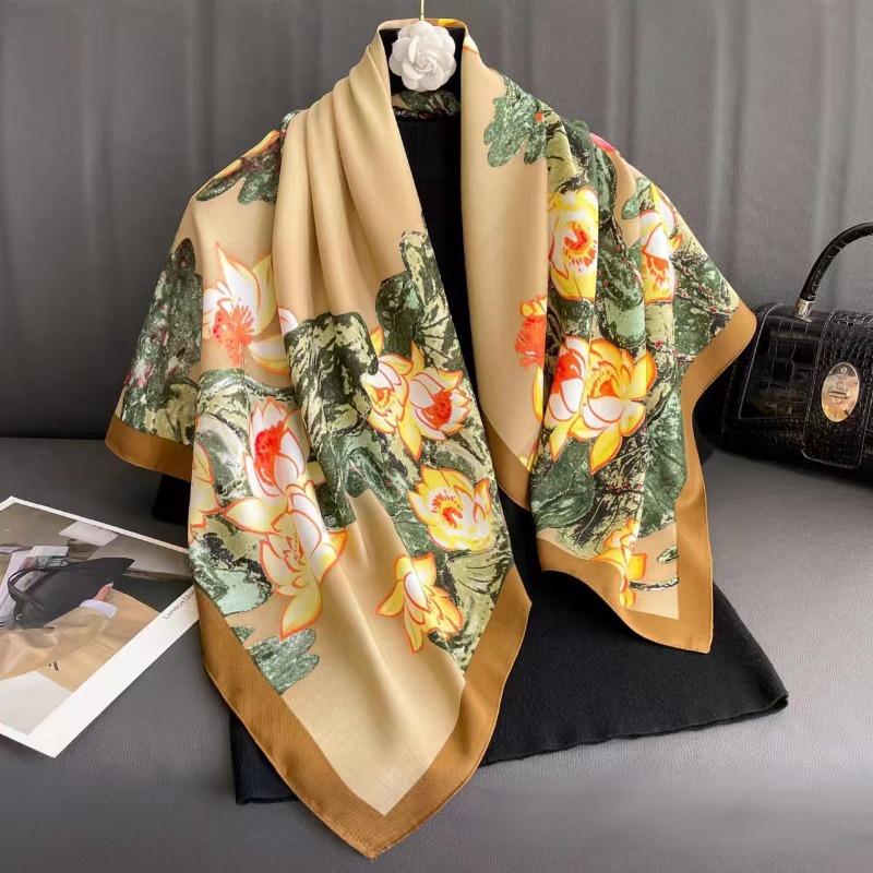 Women S Printed Square Scarf For Sun Protection And Daily Wear