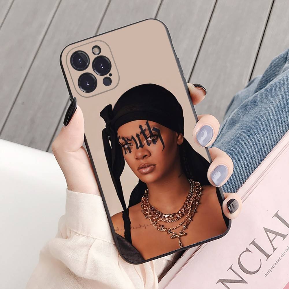 R-Rihanna Popular Singer Star Phone Case For IPhone 16 15 8 7 6 6S Plus X SE XR XS 14 11 12 13 Mini Pro Max Mobile Case