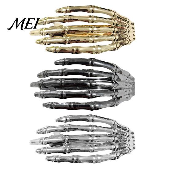 Skull Headpiece for Women Skeleton Hands Hair Clips, Gothic Metal Side Clip Women, Festival Updo Clips Spooky Halloween Horror Accessories, Punk Rock