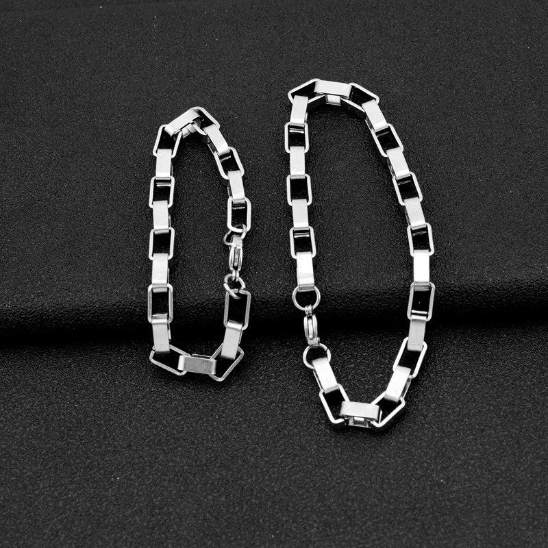 Personalizovaný náramek z titanové oceli pro chlapce: Stylový, Odolný Krabičkový Řetízek - Trendy Unisex Design, Který Nebledne