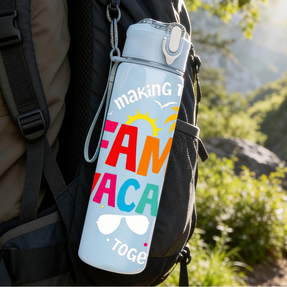 1PC Family Vacation Color Letter Graphic 750ml Color Plastic Water Bottle Leakproof Flip Straw Lid For Sports Office Home Use