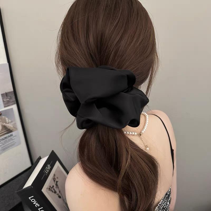 Women Large Fashion Scrunchie, High-End Elegant Ponytail Holder Versatile Daily Fashion Hair Accessories New Arrival