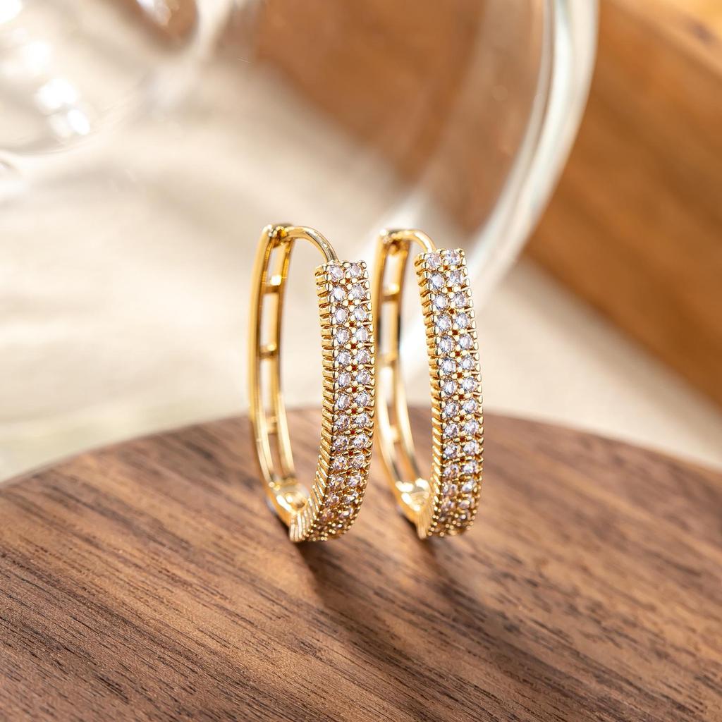 Elegant European-Style Non-Fading Women's Linear Earrings