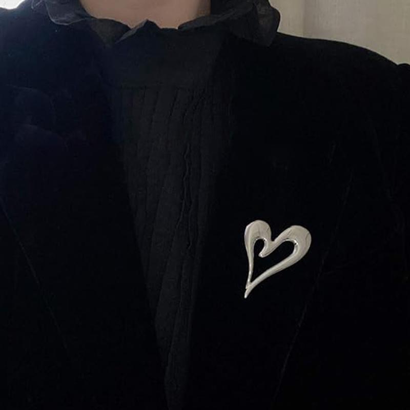 Metall-Herz-Broschen für Damen Unisex Emaille-Liebes-Pins Büro-Party Freundgeschenke Schmuckzubehör für Anzug Kleid
