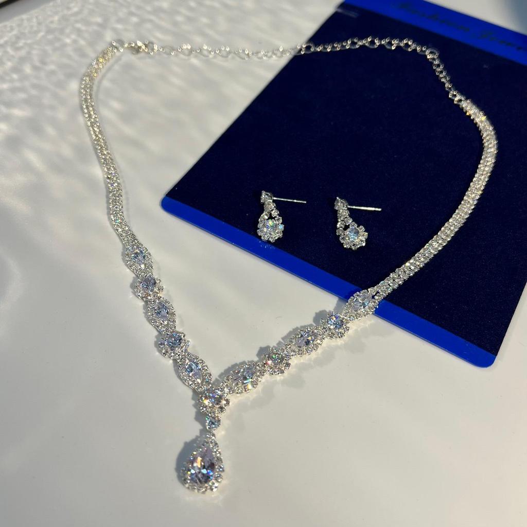 European & Korean Bridal Jewelry Set: Zirconia Necklace & Earrings for Wedding Accessories