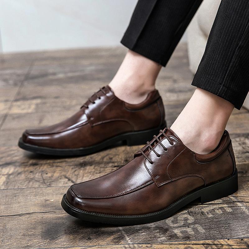 Nightclub hairstylist leather shoes men's fashion trend casual shoes British square head leather shoes suit wedding shoes