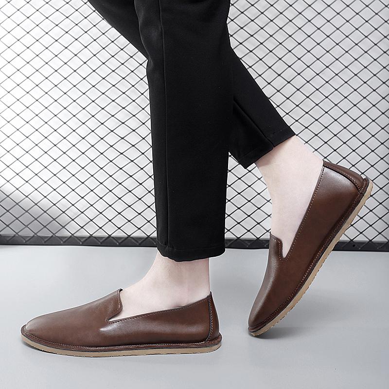 Men's Handmade Leather Slip on Shoes Casual Soft Loafers Simple Comfy Moccasins Breathable Male Boat Shoes Fashion Business Flats