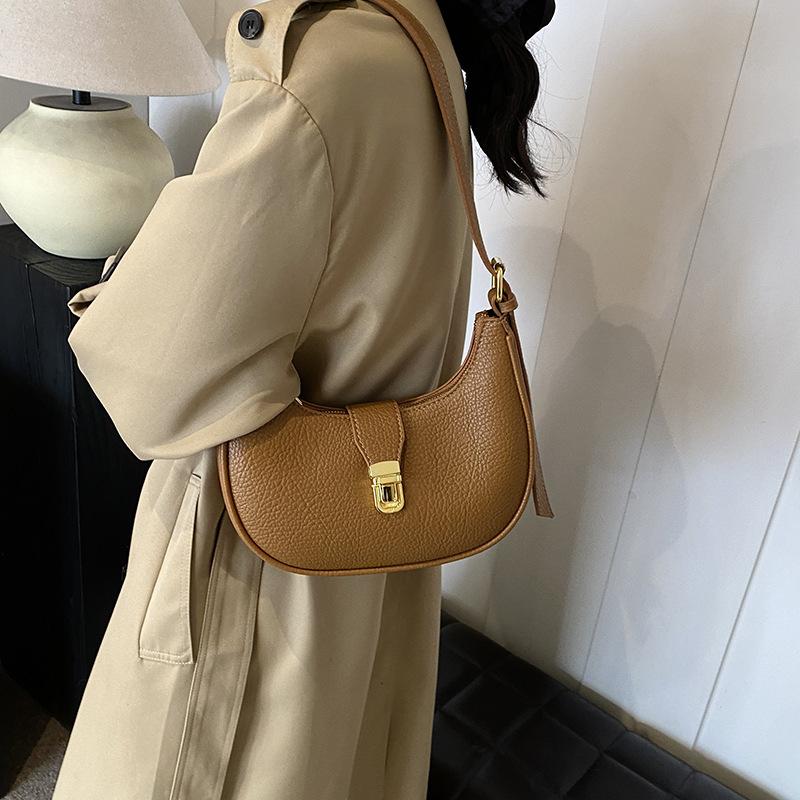 Premium textured matte underarm bag women's bag 2025 vintage Maillard shoulder bag commuter messenger bag