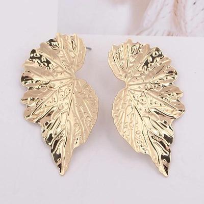 Neue Mode Feder frauen Ohrringe Metall Blätter Stud Ohrringe Bunte Aussage Ohrringe Für Frauen Geschenke Großhandel Ohr Zeug