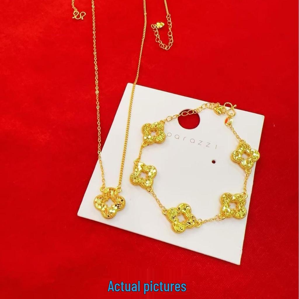 Crushed Ice Clover Necklace & Bracelet Set: Elegant Gift for Girlfriend