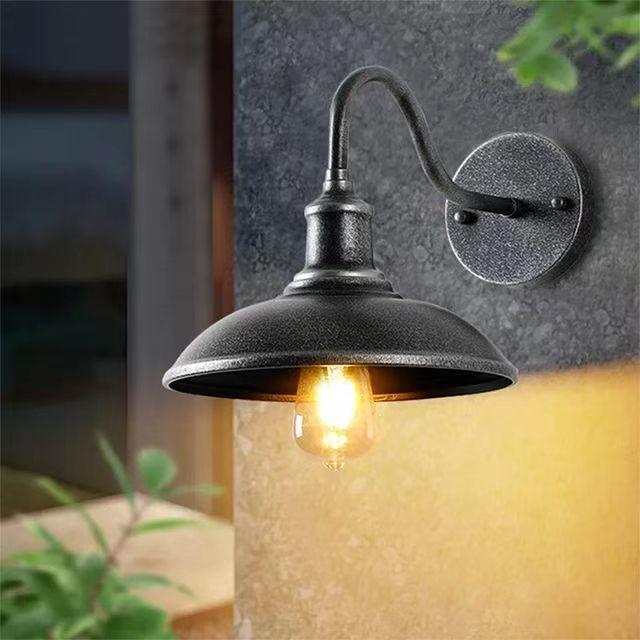 Vintage American Loft Wall Lamp With Iron Shade For Bar And Corridor Decor