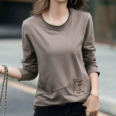 Camiseta de Manga Comprida com Bolso Bordado Feminina Primavera e Outono Tamanho Grande Feminino Top Camisa Básica Trendy