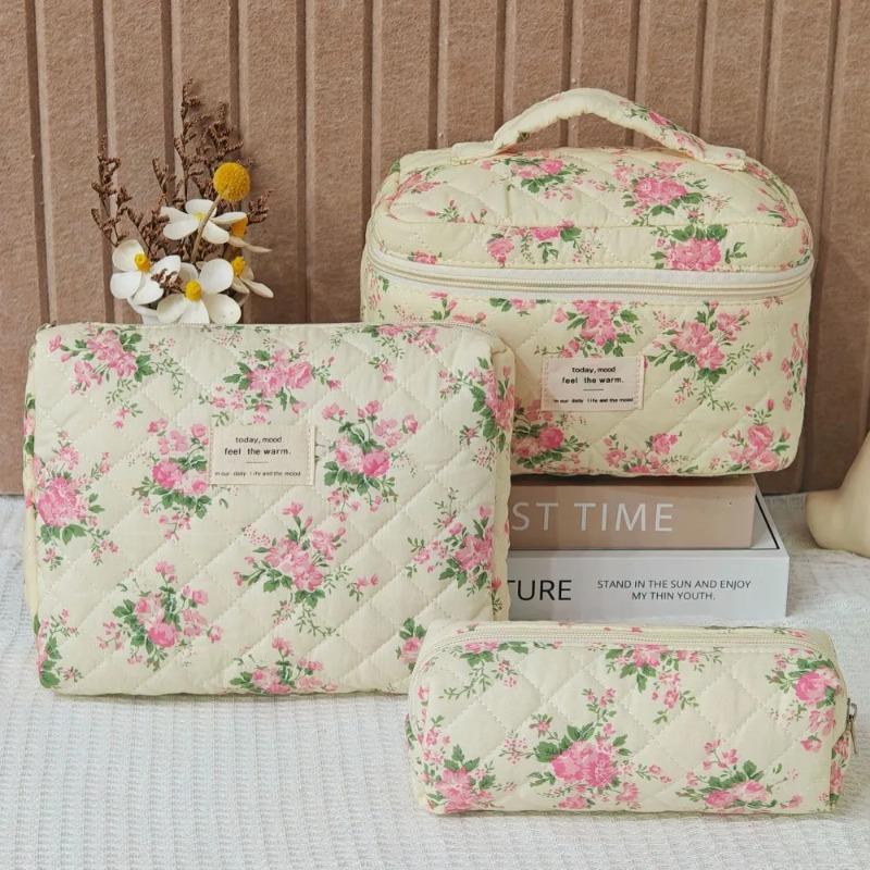 Vintage Blumenmuster Damen Stepp Kosmetiktaschen Reise Tragbar Damen Make-up Etui Toilettenartikel Aufbewahrung Handtasche Mädchen Reißverschluss Federmäppchen