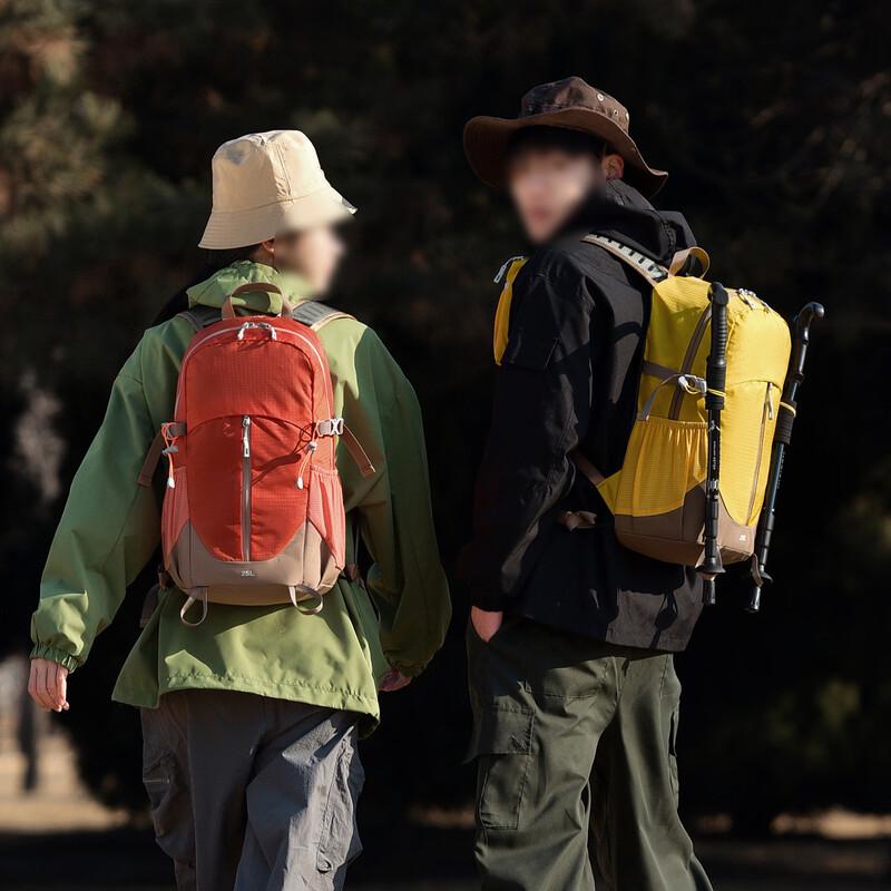 Xin Jing Zhou Large Capacity Hiking & Travel Backpack