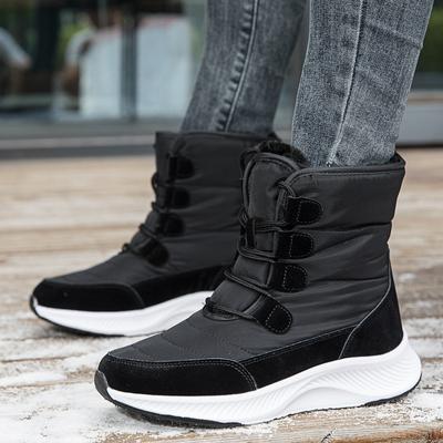 Botas de mujer Botas de nieve blancas de invierno Estilo corto Resistencia al agua Zapatos negros de felpa de calidad antideslizantes superiores