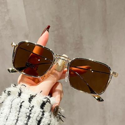 Designer Retro Dubbele Brug Zonnebril Voor Mannen Vrouwen Luxe Merk Metalen Rechthoekige Bril Vintage Punk Buiten Accessoire