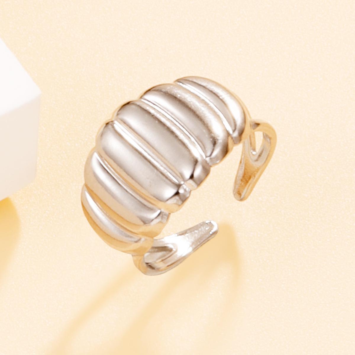 Retro Geometric Rectangular Stainless Steel Open Ring: European & American Light Luxury