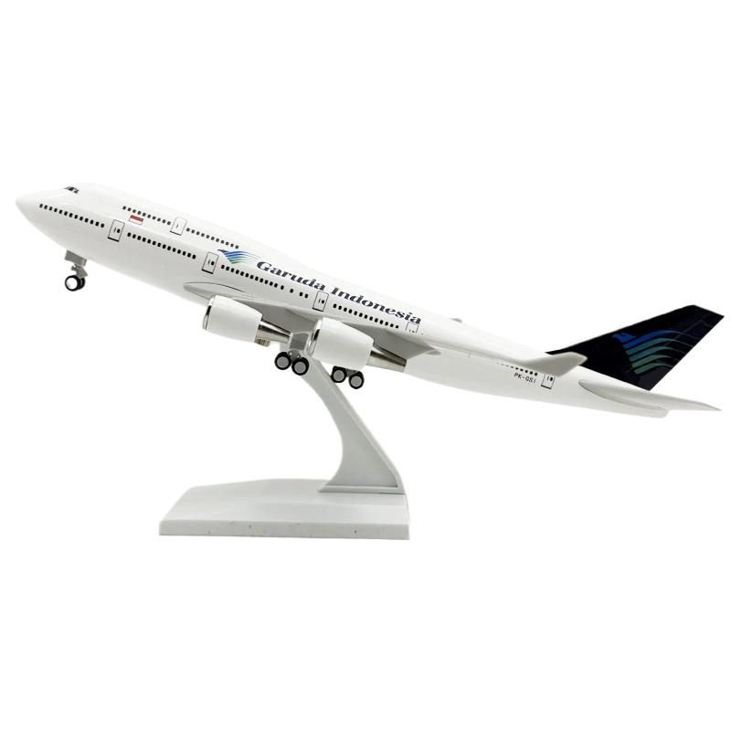 

Resin Die-Casting Airplane B747 Garuda Indonesia Airlines 30CM Simulation Model Aircraft Toys Boys Kids Planes Model Aviation