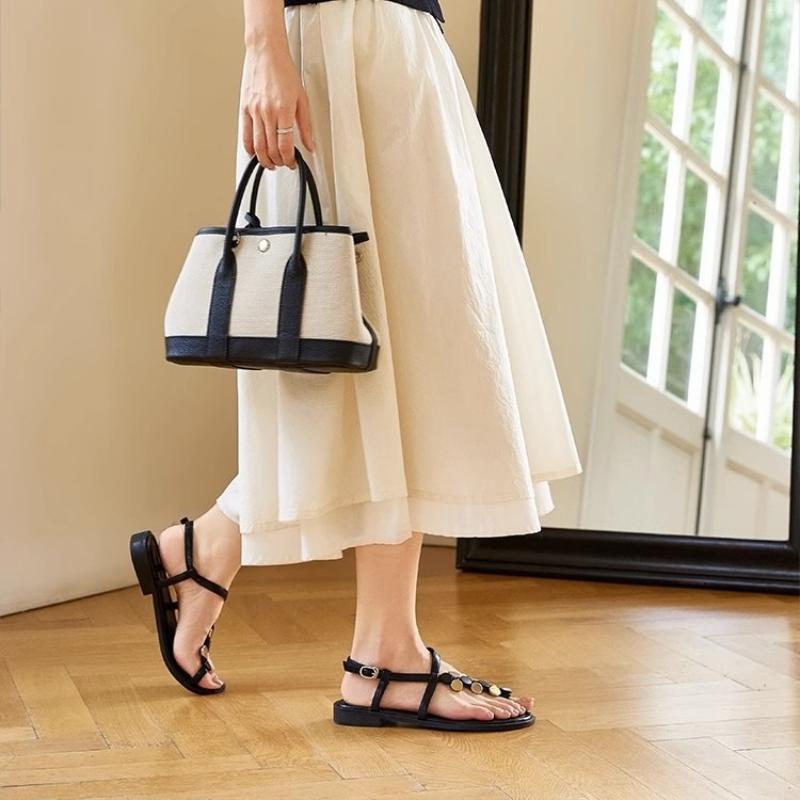 Fashion All-Match Flat Sandal Shoe Summer Heels 2025 Women's Flip Flops Platform Without Fashion Gladiator Girls New Retro Corrective Ro