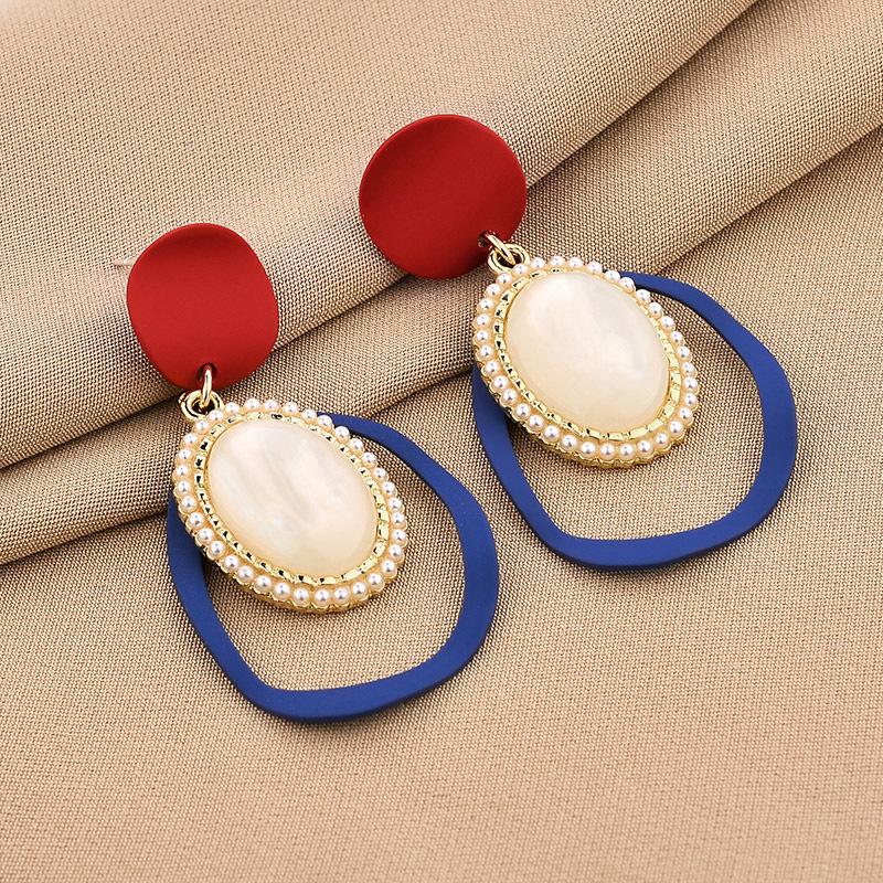Retro geometric water drop pearl earrings stud earrings design sense niche